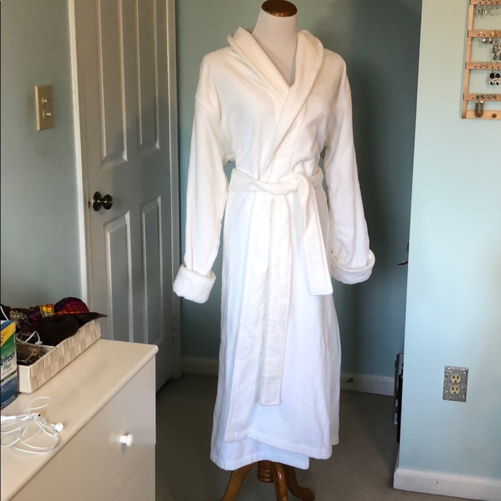 NWT Victoria’s Secret Robe